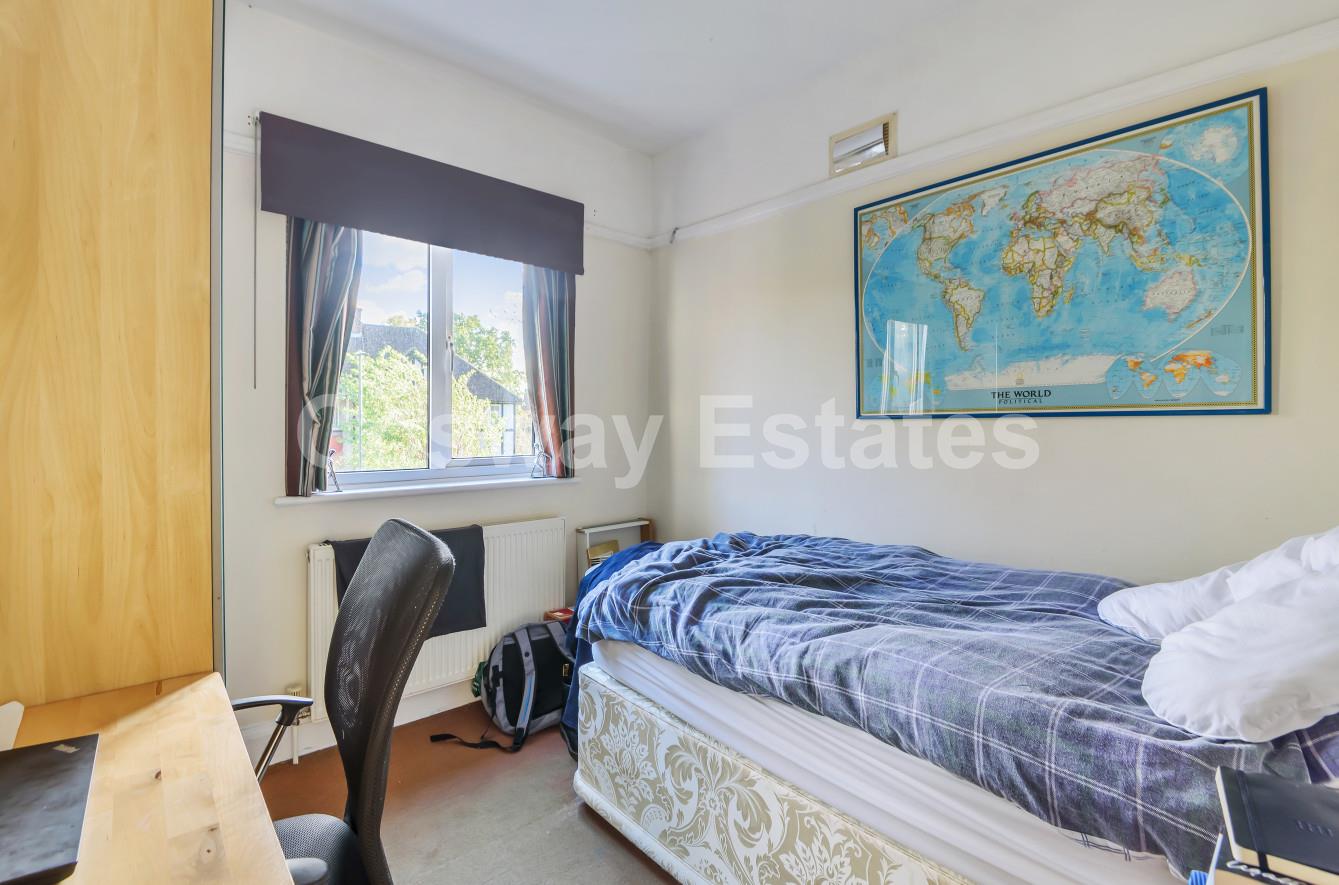 Sydney Grove, London